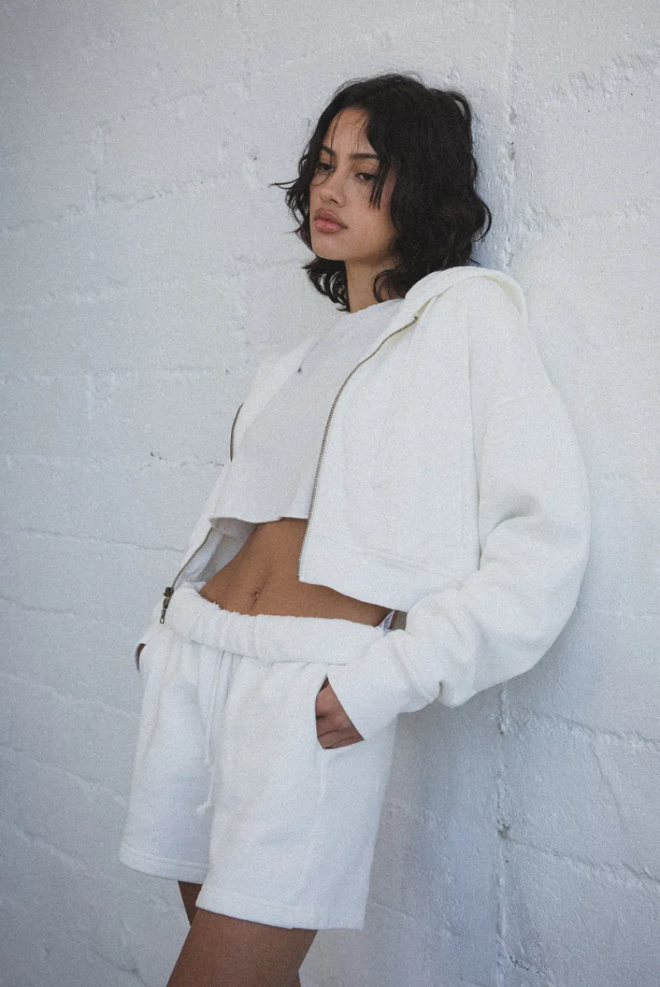 Elwood Clothing BABYDOLL CROP ZIP HOODIE