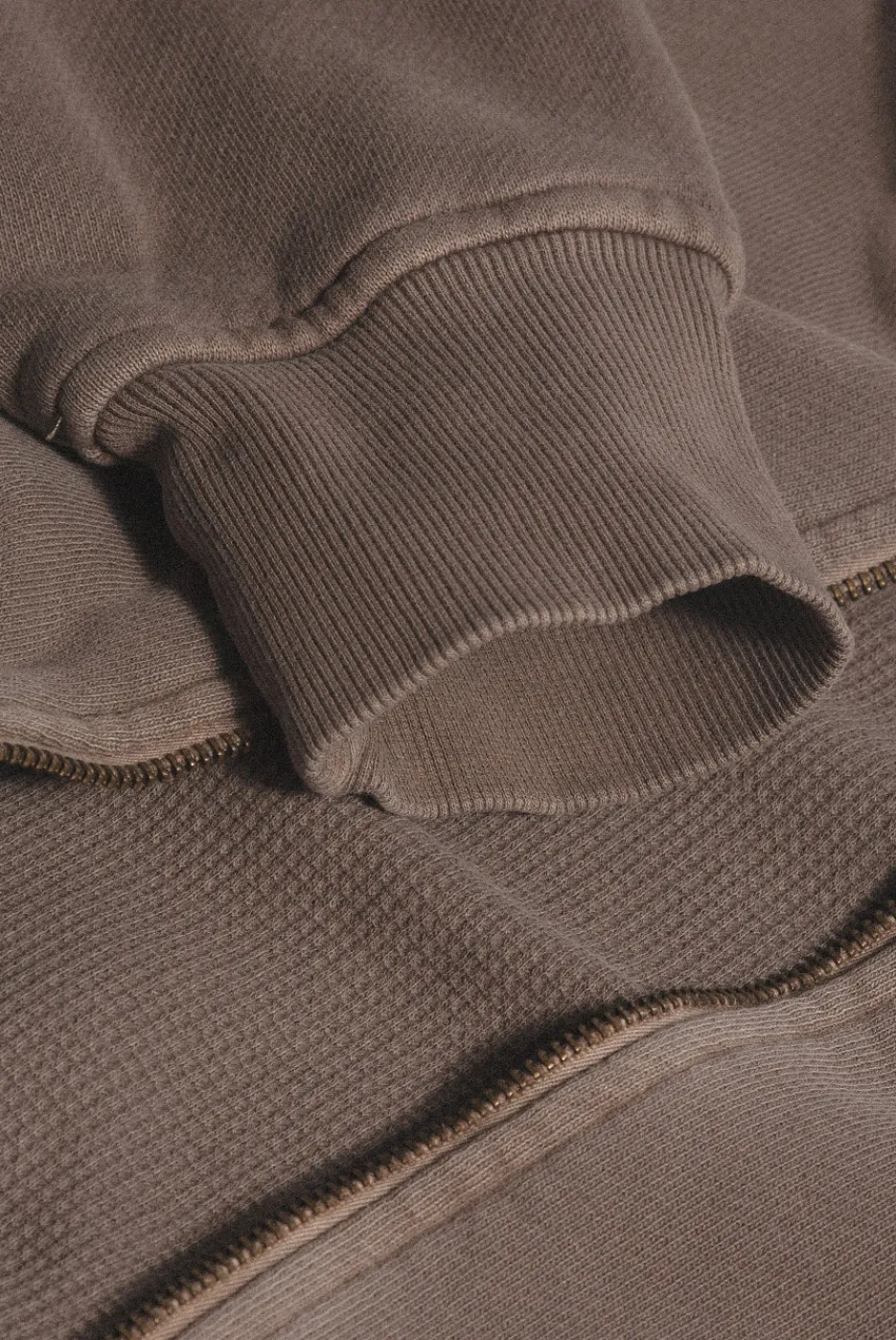 Elwood Clothing BABYDOLL CROP ZIP HOODIE