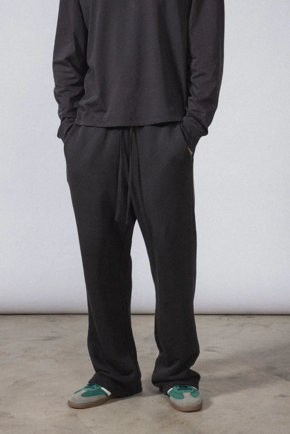 Elwood Clothing CORE STRAIGHT LEG SWEATPANT