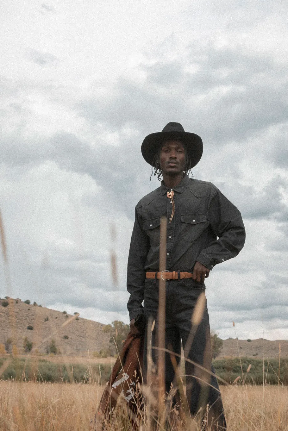 Elwood Clothing CHAMBRAY SHIRT