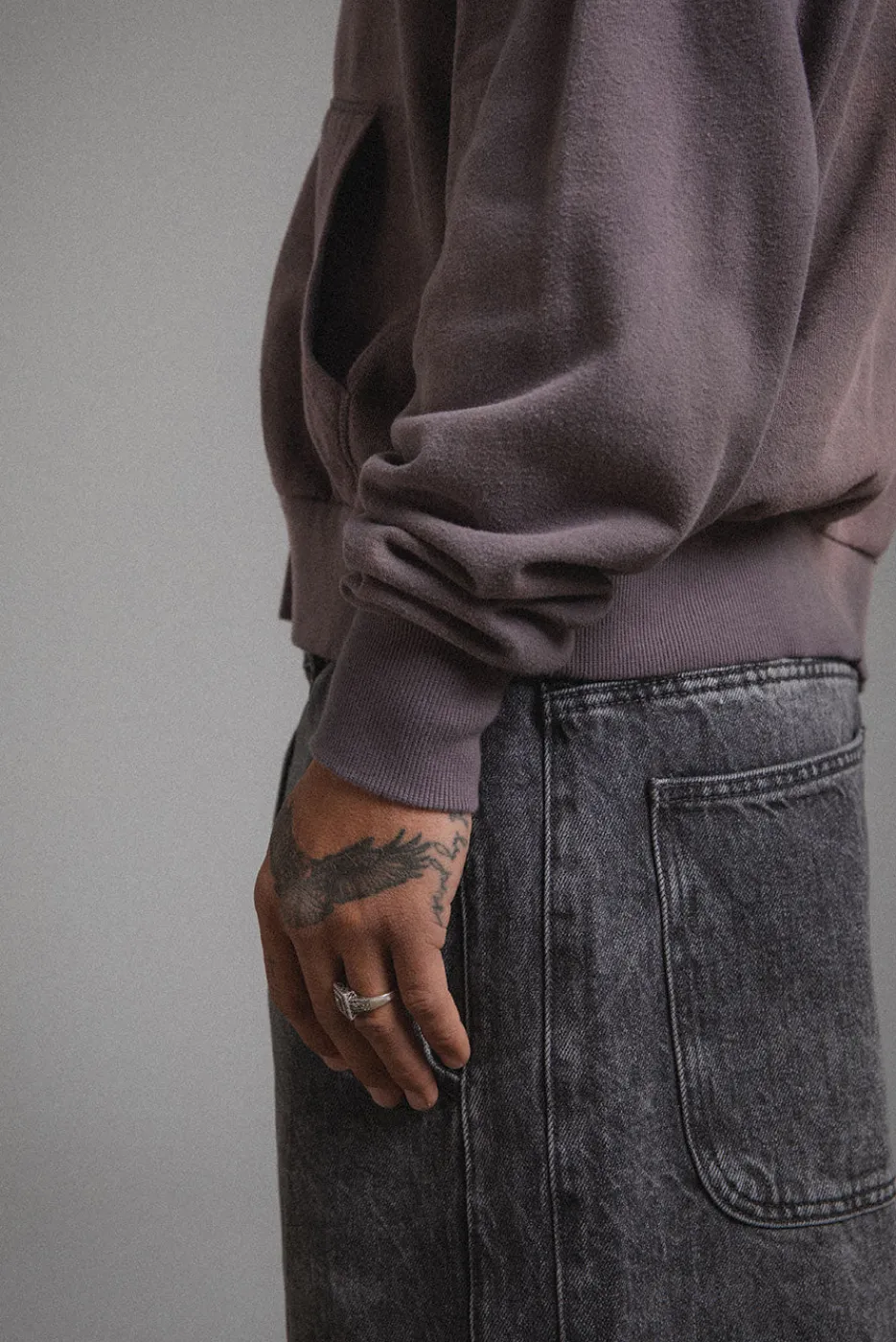 Elwood Clothing BEACHWOOD CROP HOODIE