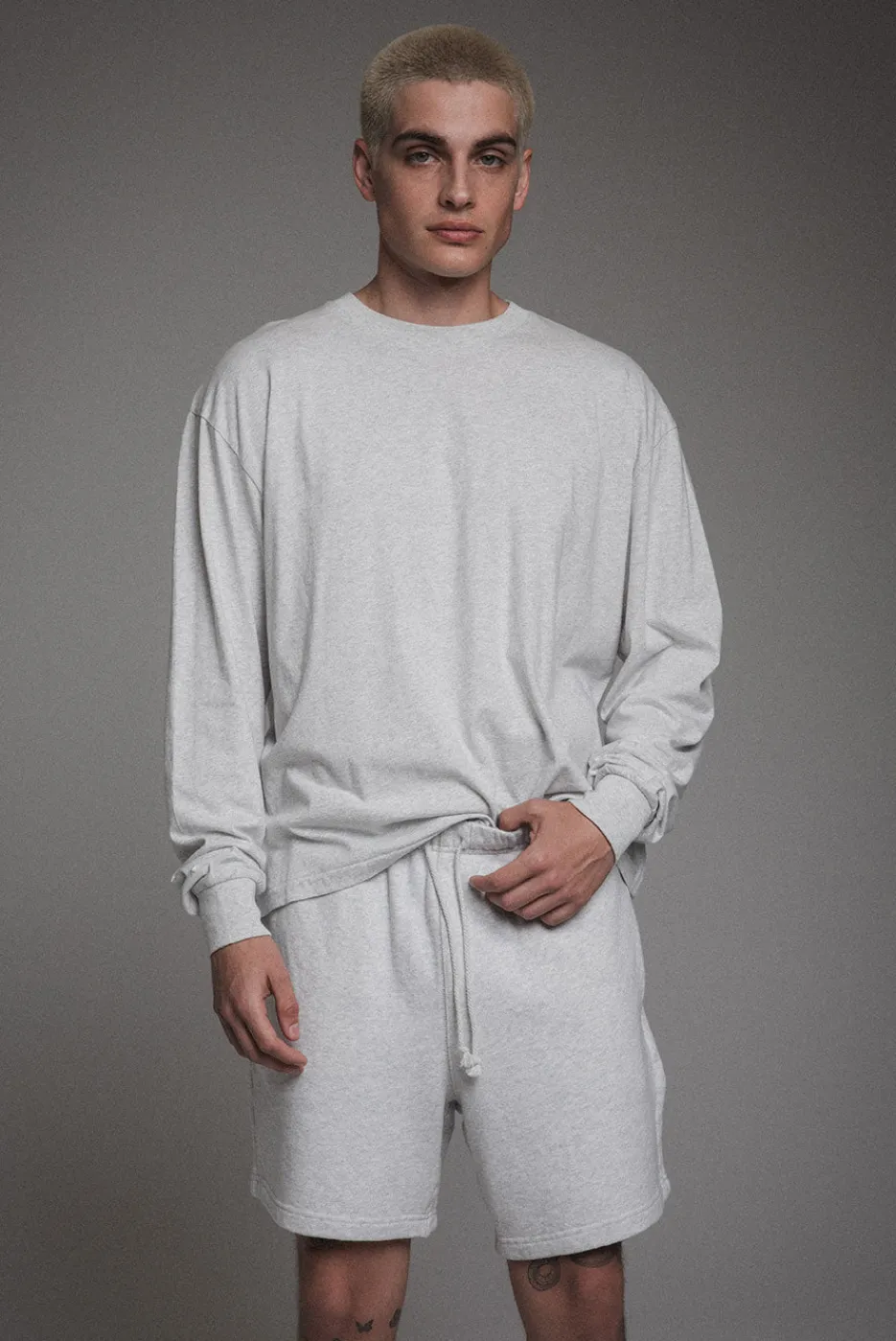 Elwood Clothing OVERSIZED CORE LS TEE