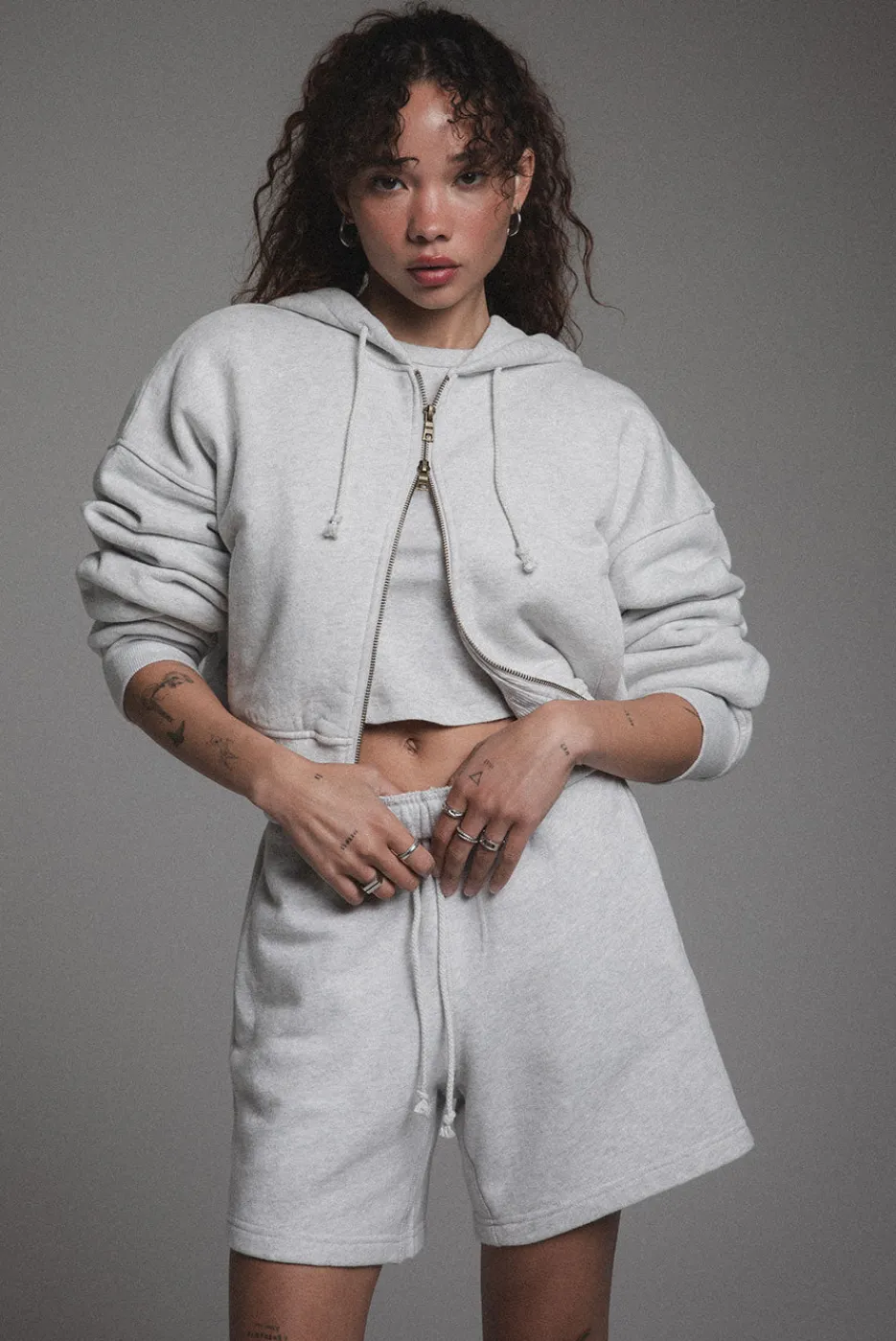 Elwood Clothing BABYDOLL CROP ZIP HOODIE