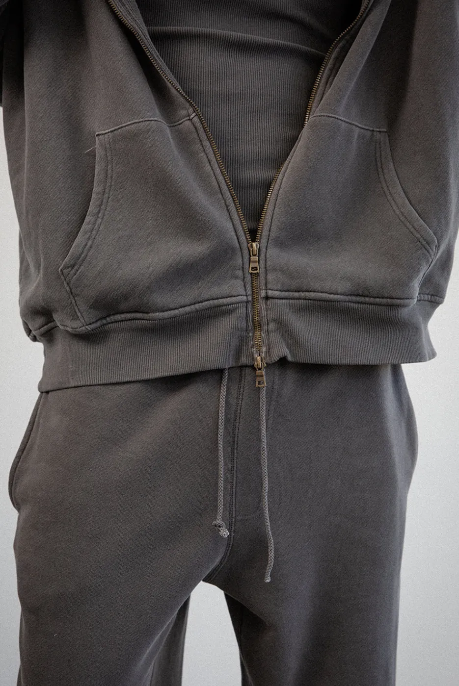 Elwood Clothing CORE ZIP HOODIE
