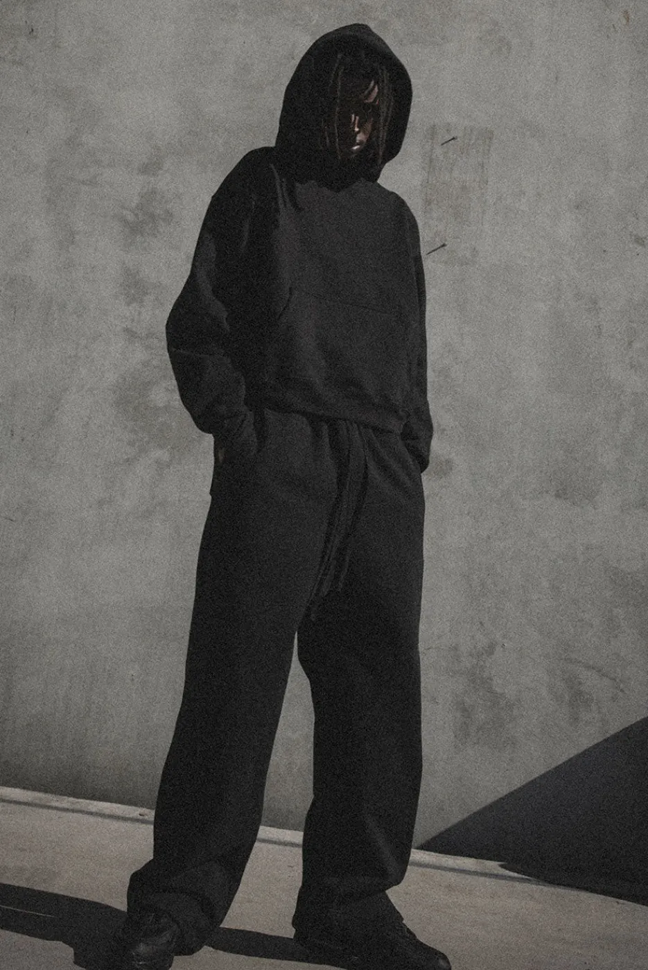 Elwood Clothing HEAVYWEIGHT HOODIE