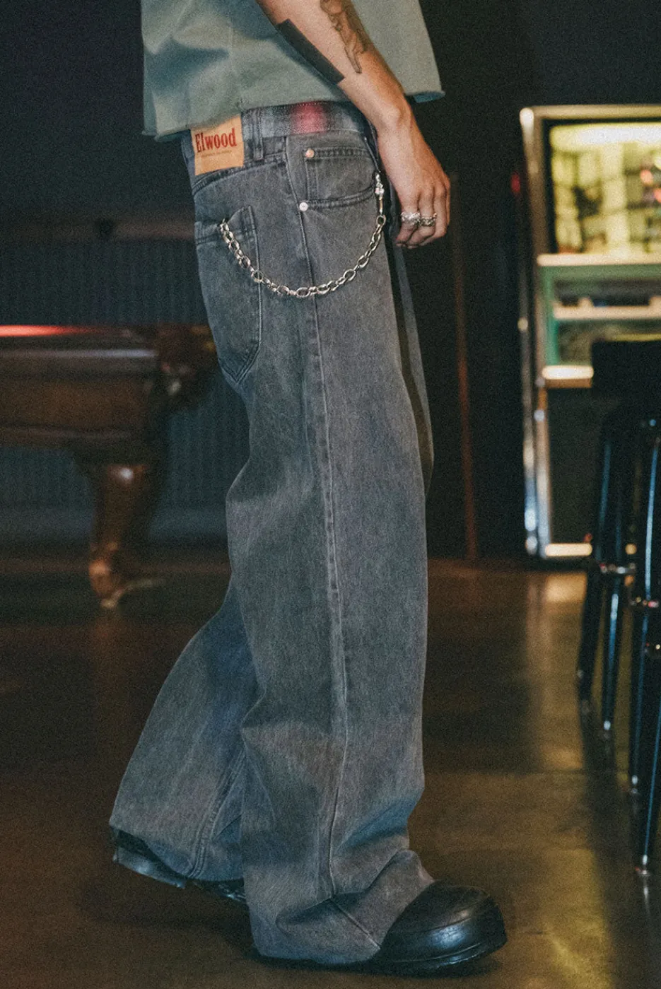 Elwood Clothing FLARE DENIM PANT