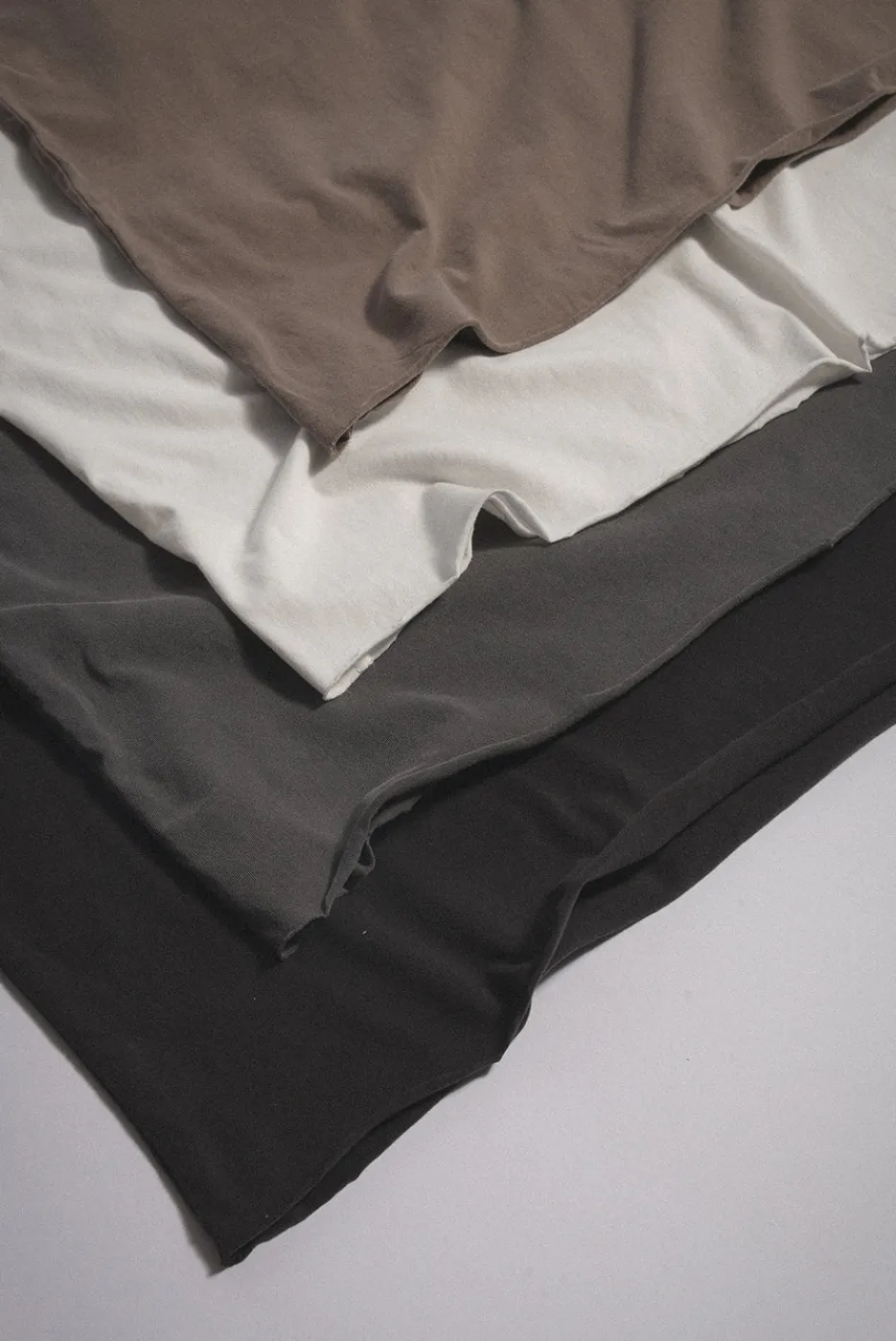 Elwood Clothing OVERSIZED CROP CORE TEE