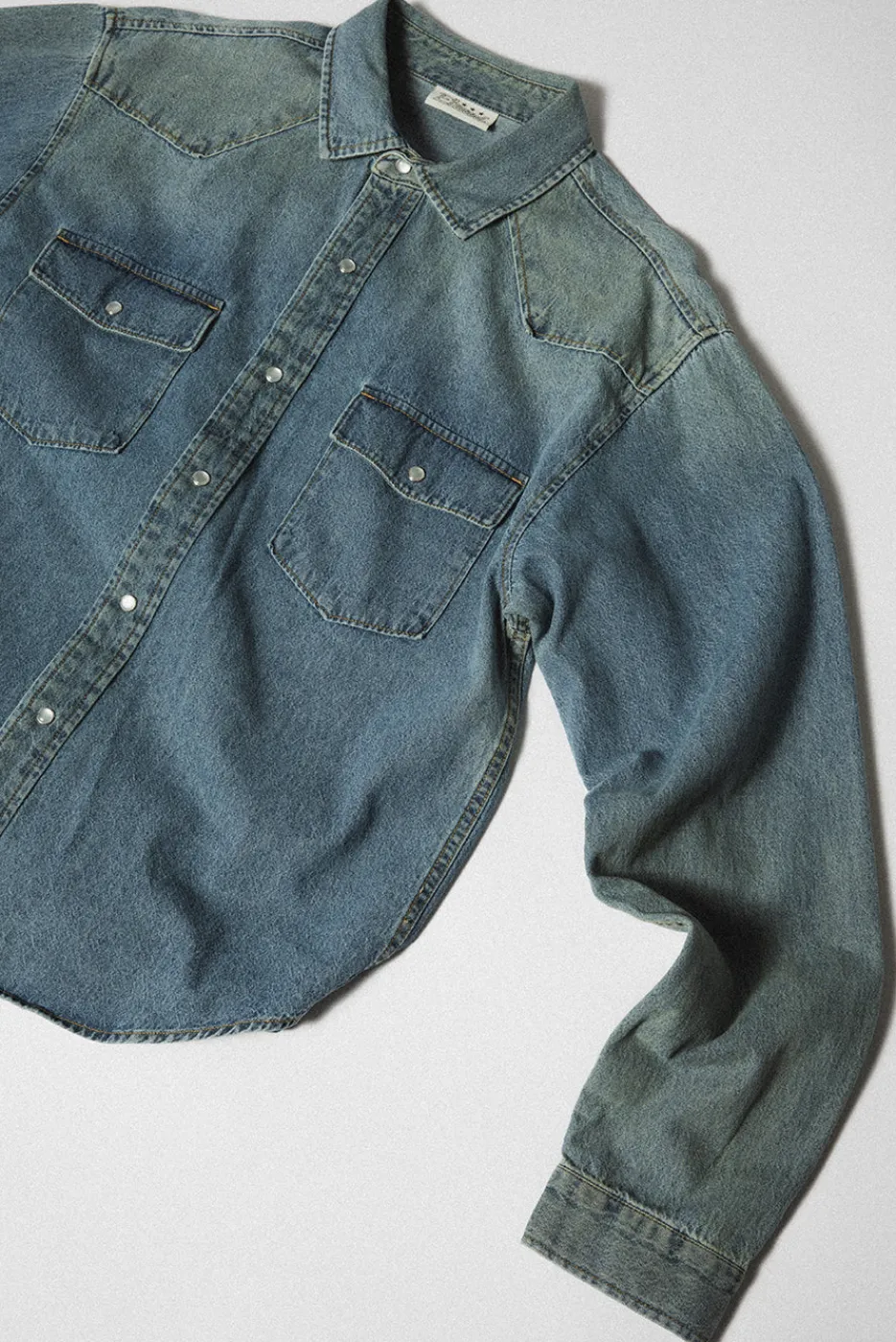 Elwood Clothing CHAMBRAY SHIRT