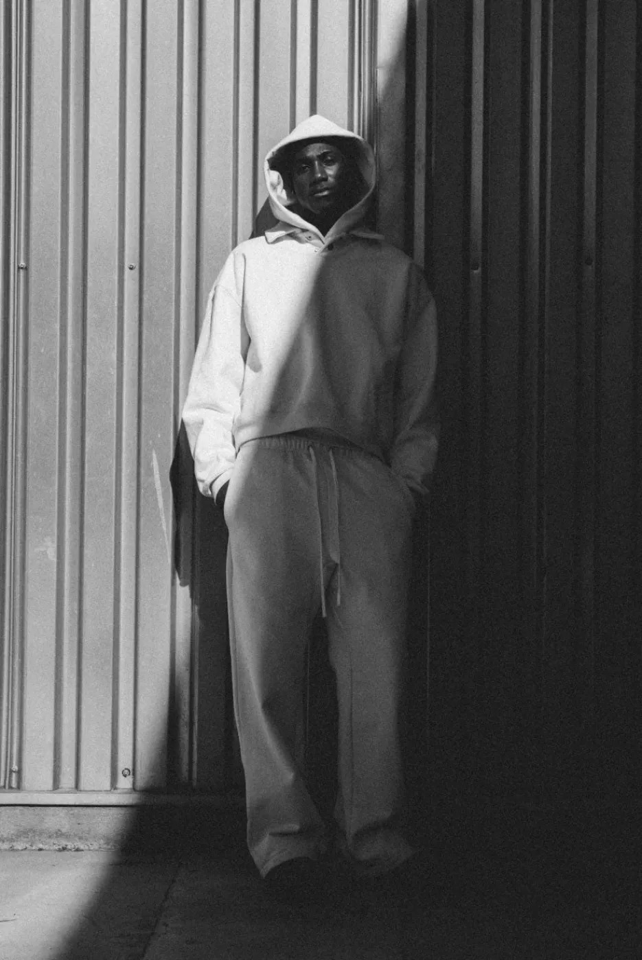 Elwood Clothing HEAVYWEIGHT HOODIE