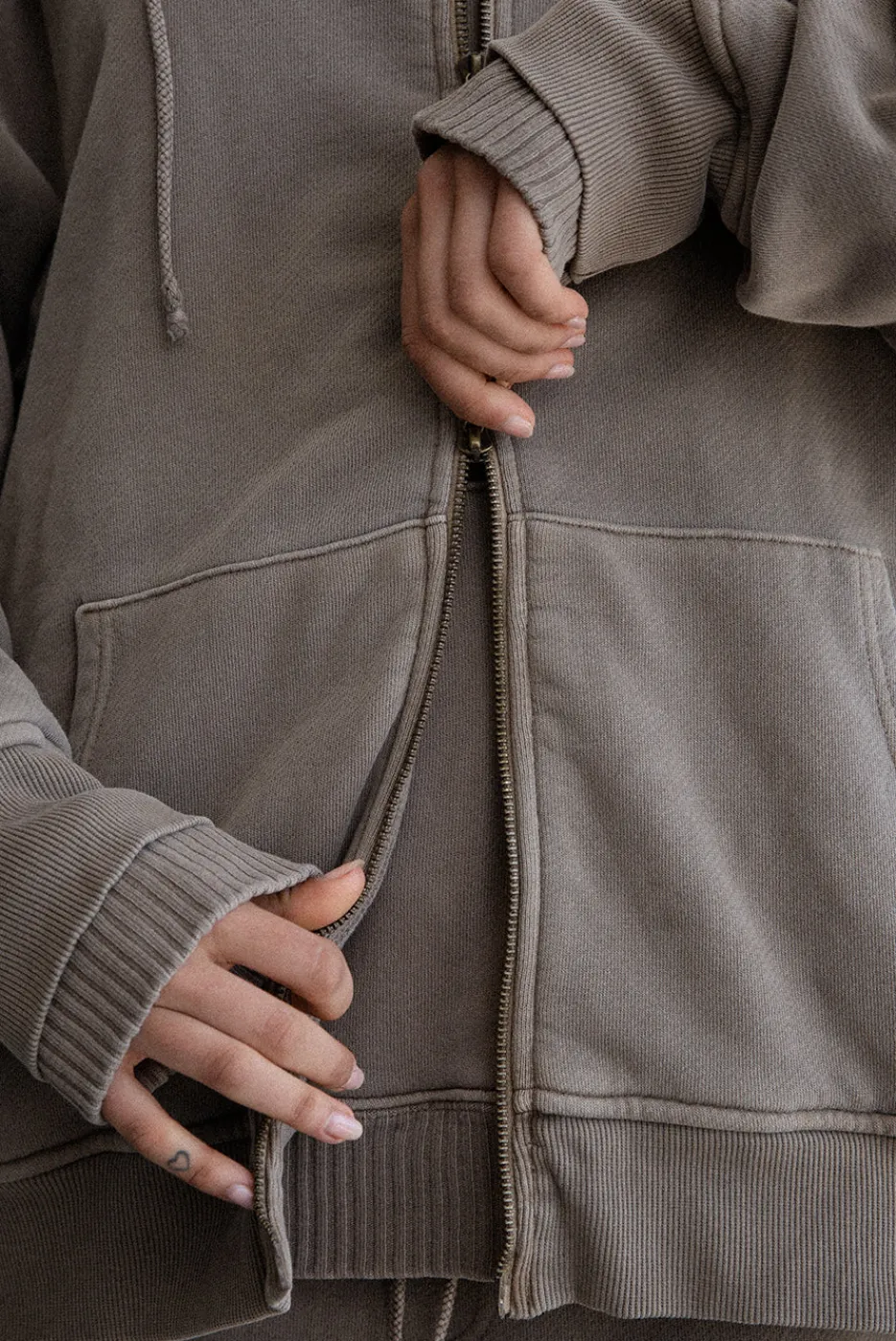 Elwood Clothing CORE ZIP HOODIE