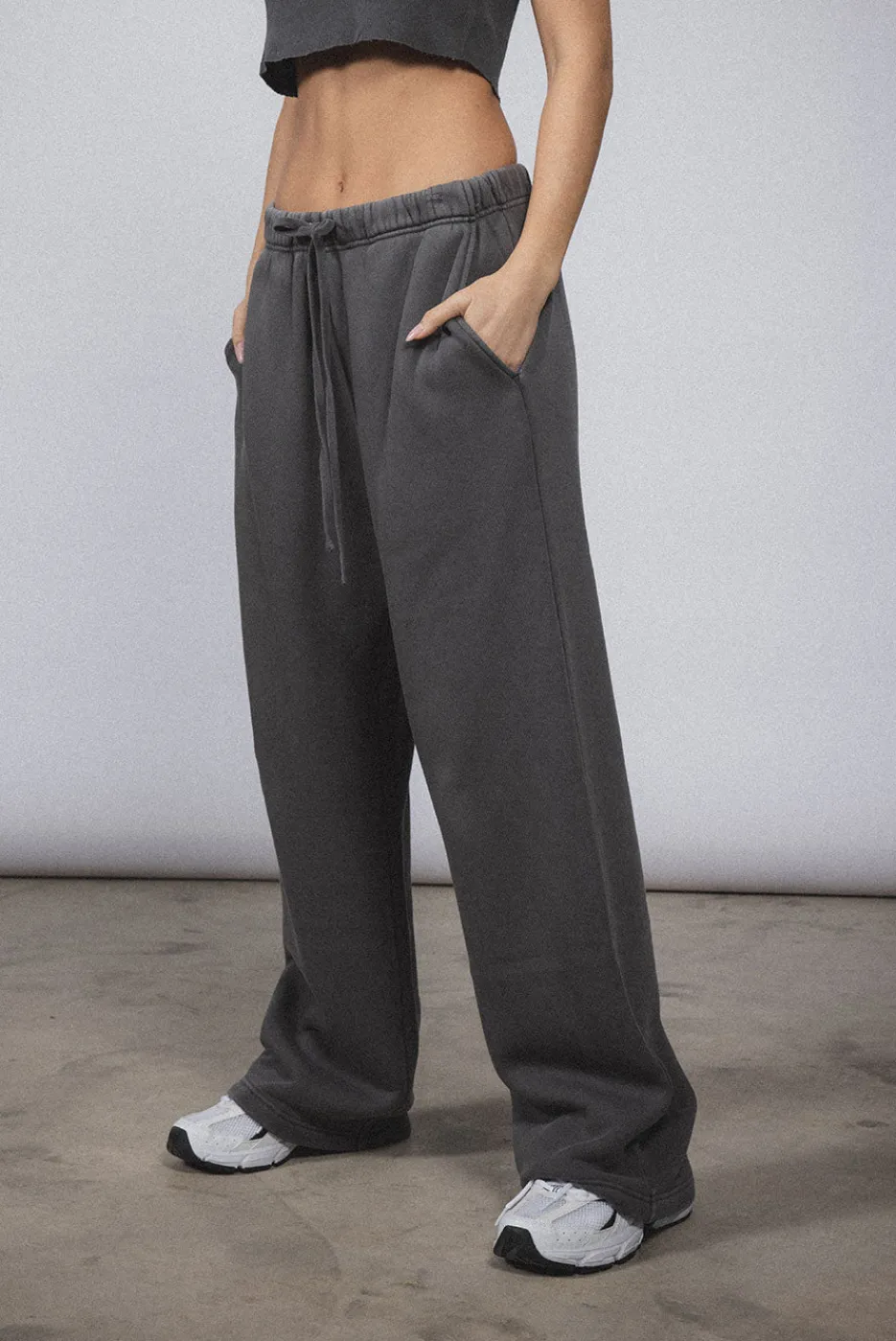 Elwood Clothing CORE STRAIGHT LEG SWEATPANT