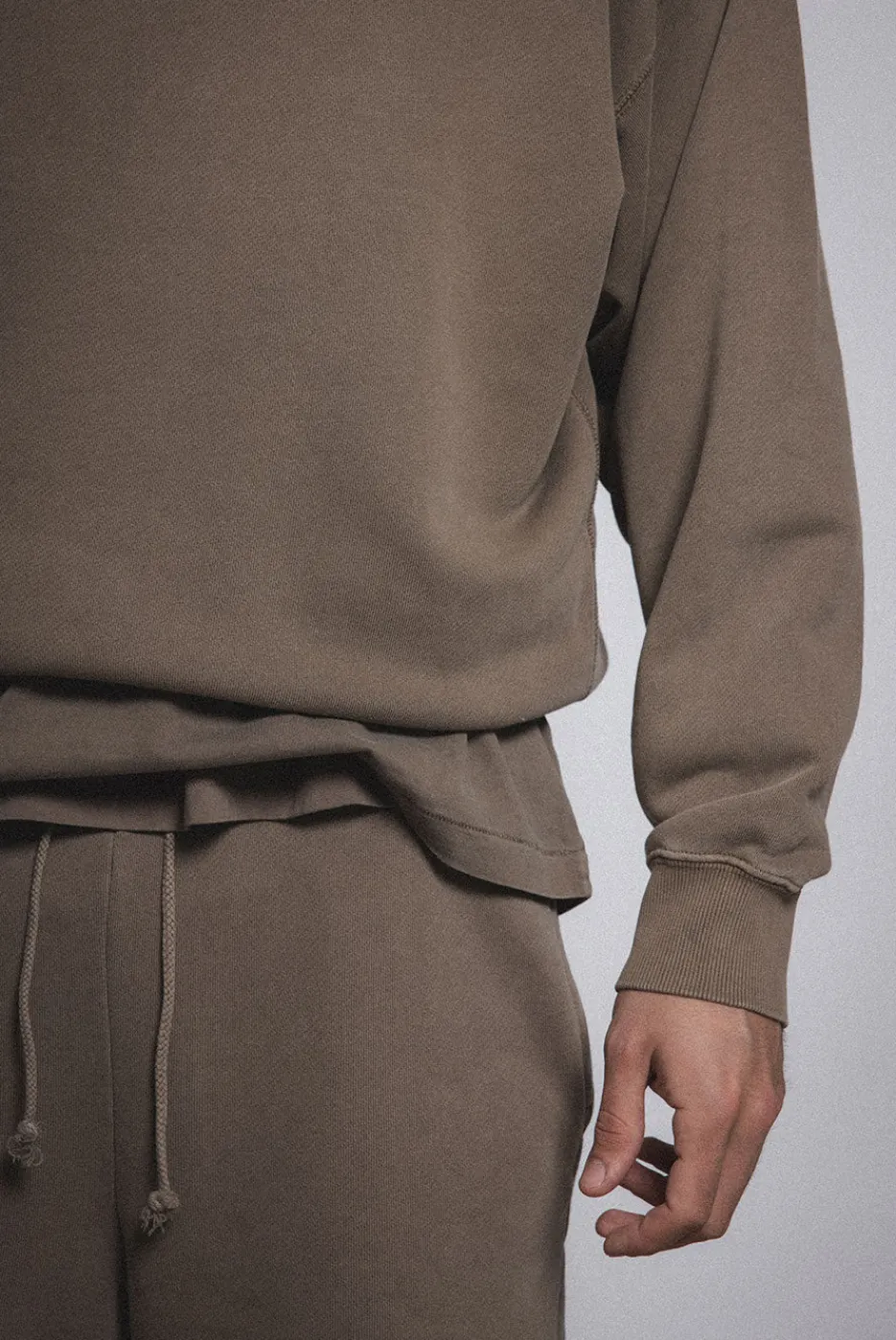 Elwood Clothing OVERSIZED CORE CREWNECK