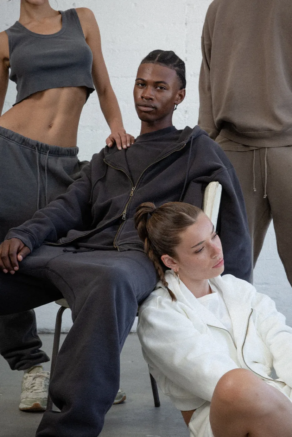 Elwood Clothing CORE ZIP HOODIE