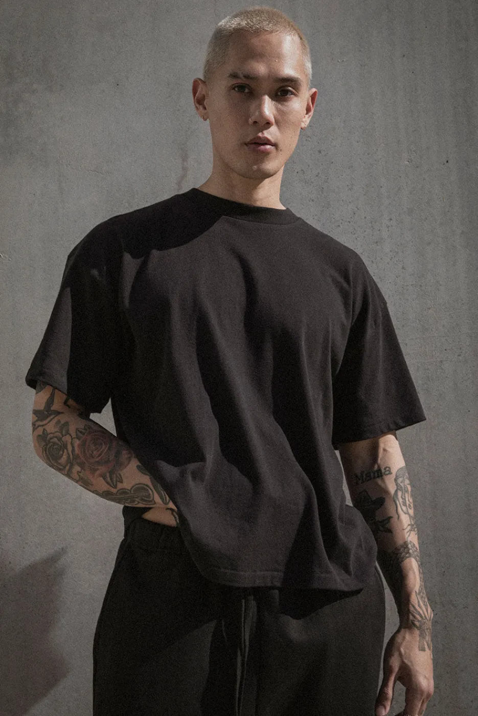 Elwood Clothing HEAVYWEIGHT TEE